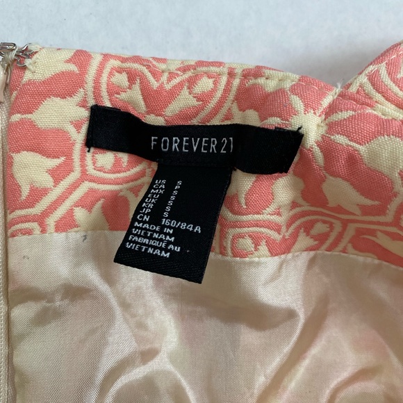 Forever 21 Pink/Peach Print Dress Size Small - Picture 4 of 6